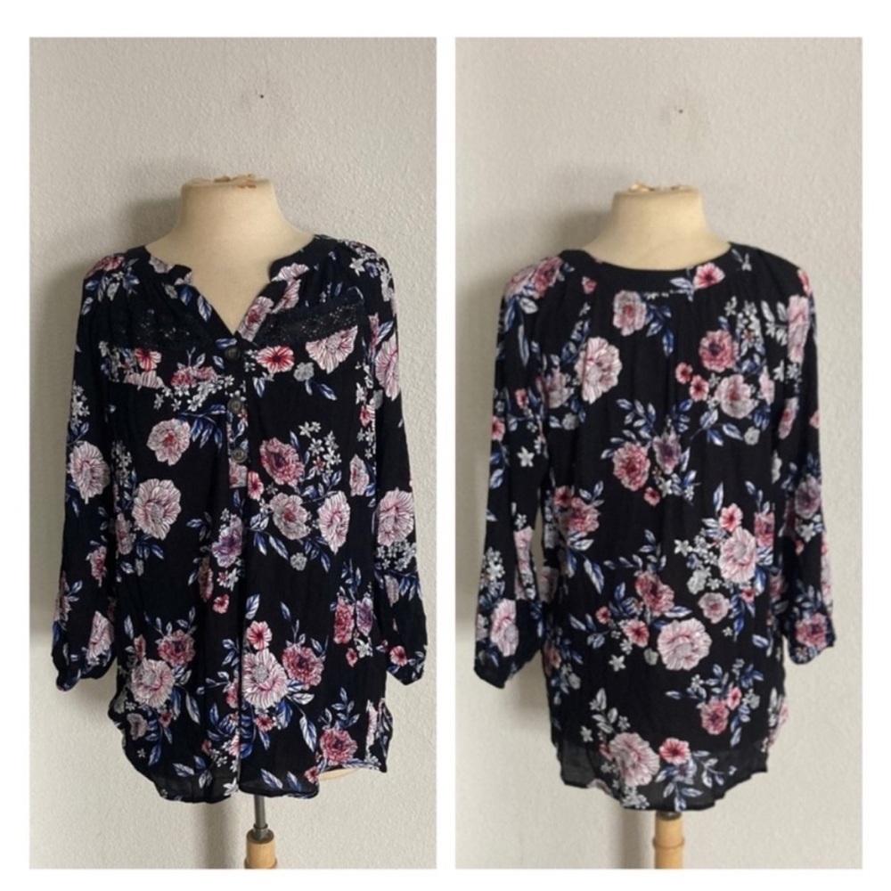 WAS $23 NY Collection blouse